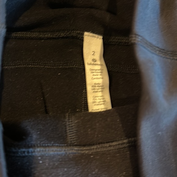 Lululemon leggings - Picture 2 of 4